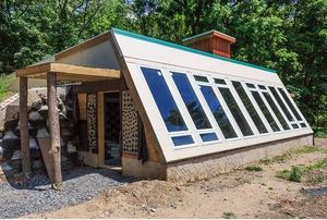 earthshipoviewsilverlake